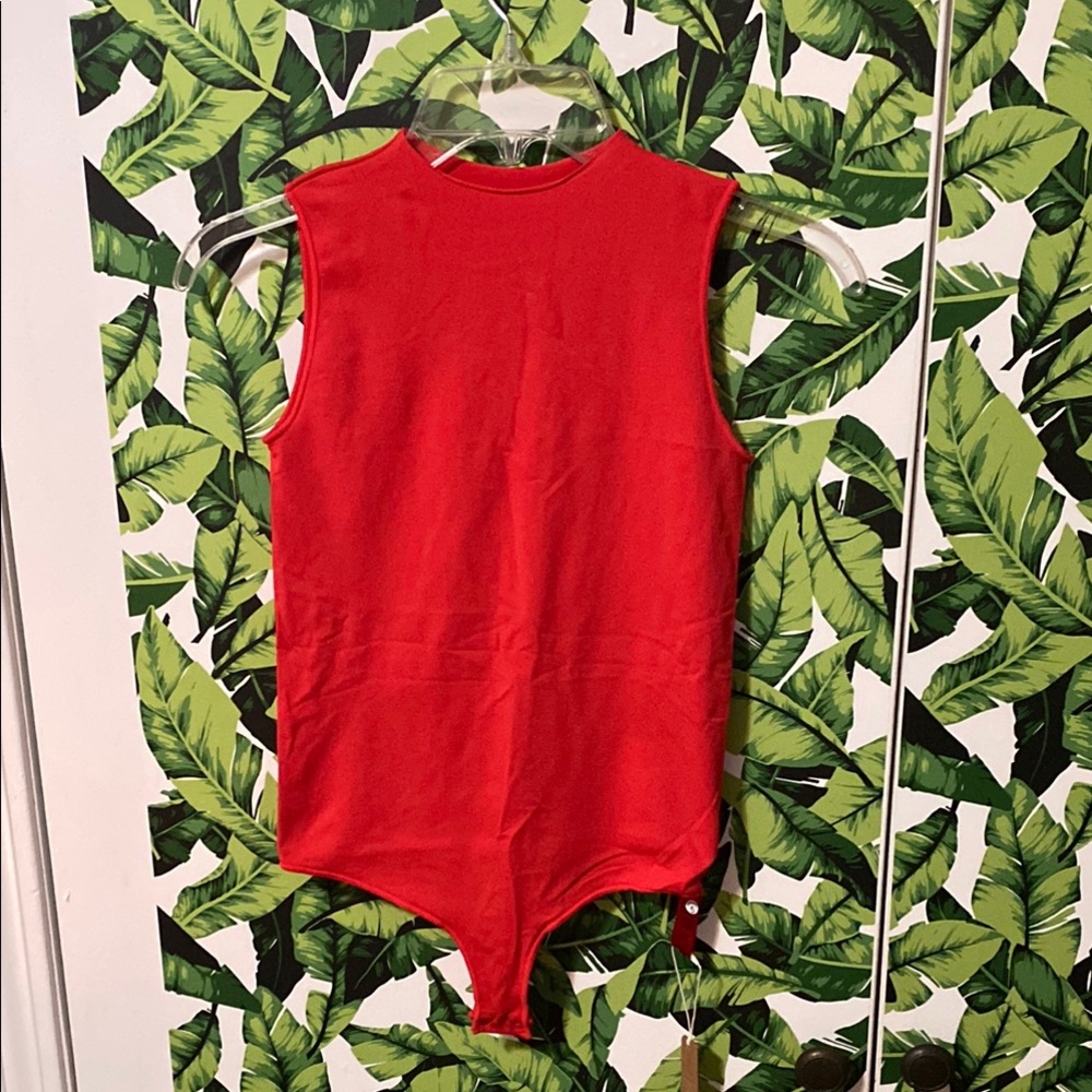 SKIMS Red Sleeveless Highneck Bodysuit
L/XL